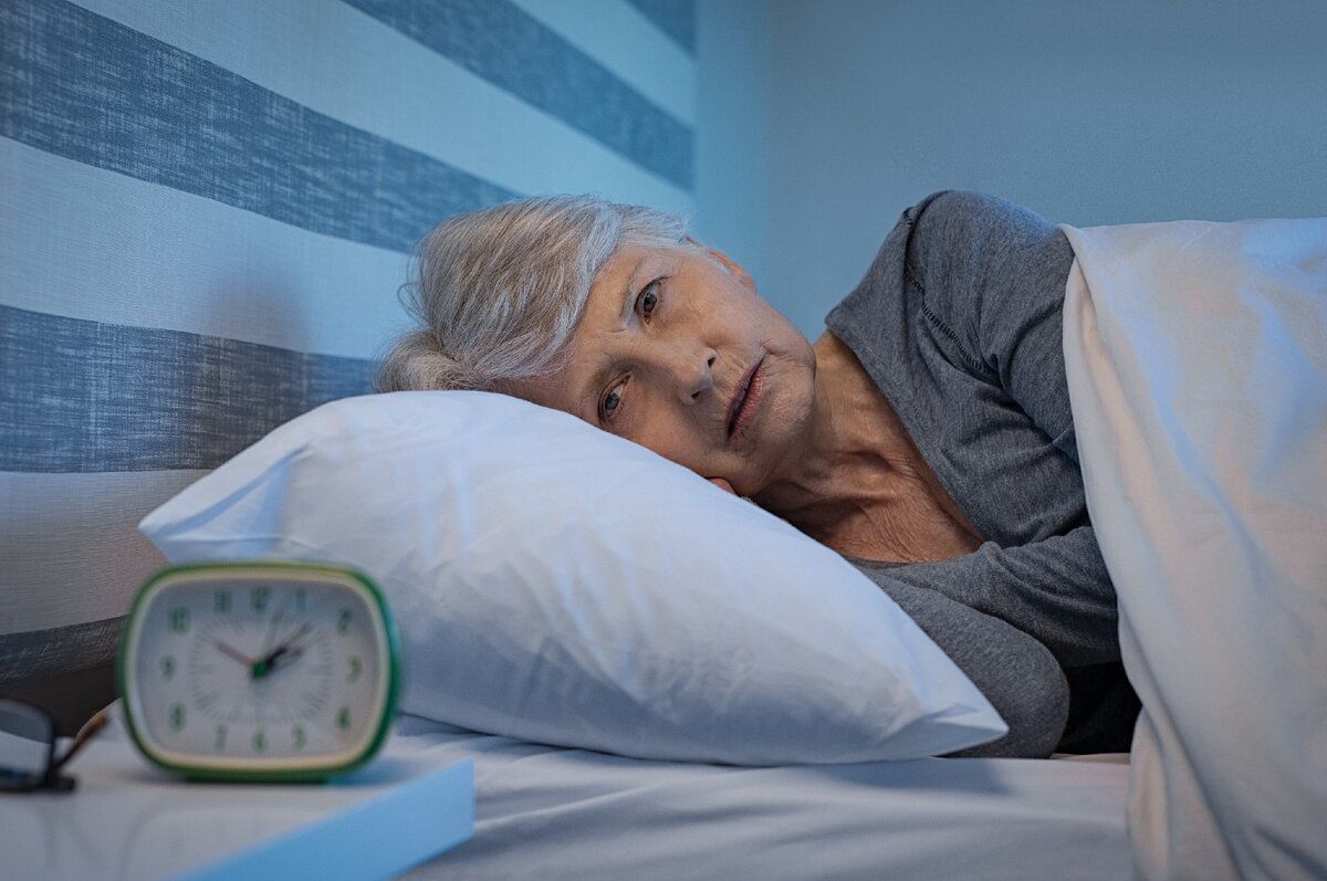 Как быстро уснуть? Правила хорошего сна для пожилых