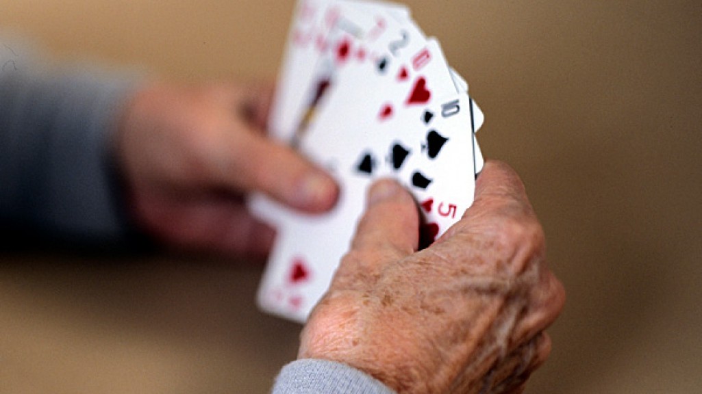 Недетские игры: что такое игромания и чем она опасна для пожилых